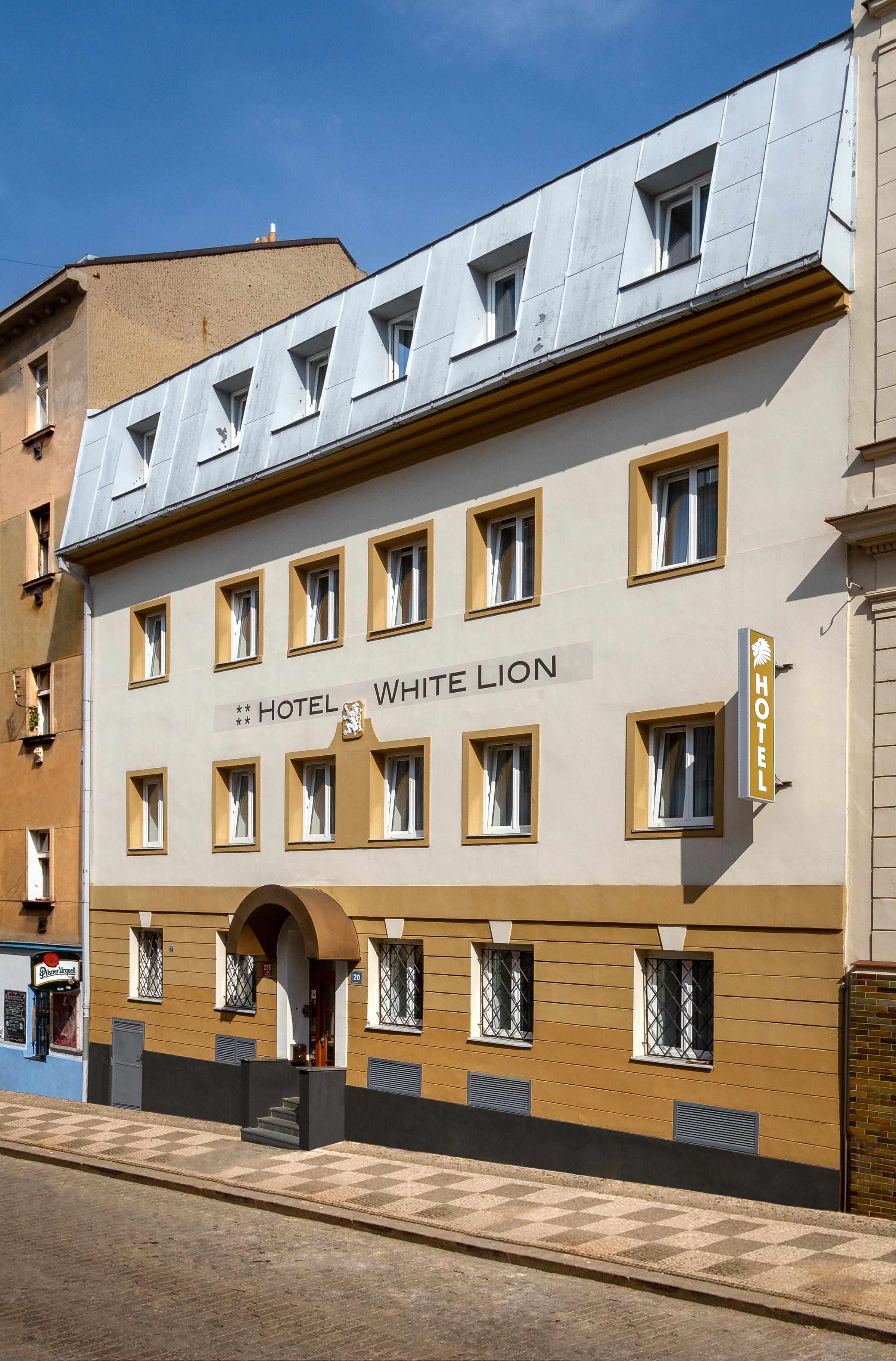 ホテル ホワイト ライオン プラハ エクステリア 写真
